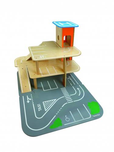 Parkhaus ohne Fahrzeuge
