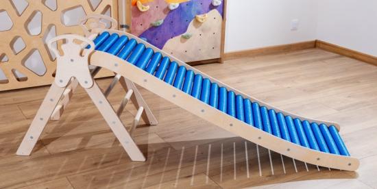 Wellenrollenrutsche 160 + Kletterdreieck M Plus